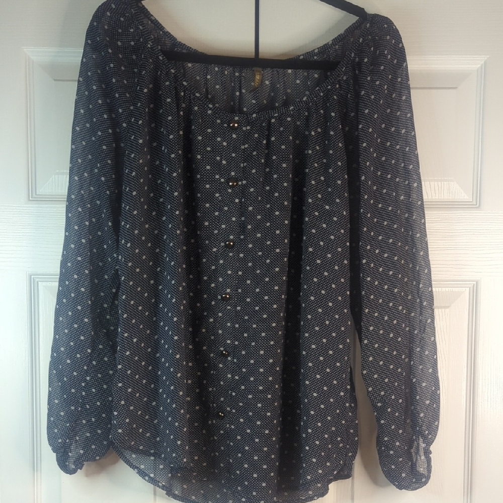 2xl Chic Navy/ White Patterned Blouse With Button… - image 2